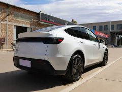 Tesla Model Y Facelift Long Range Rear-Wheel Drive - ფოტო 12
