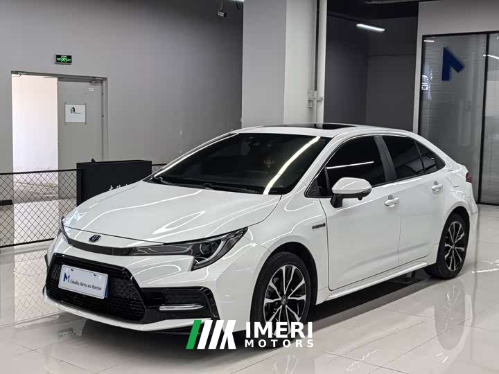 Toyota Corolla Hybrid 1.8H E-CVT Sport - ავტომობილი ჩინეთიდან
