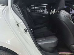 Toyota Corolla Hybrid 1.8H E-CVT Sport - ფოტო 10