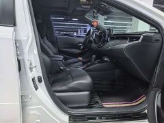 Toyota Corolla Hybrid 1.8H E-CVT Sport - ფოტო 11