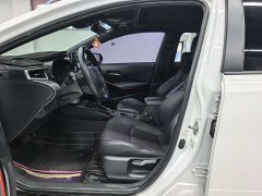 Toyota Corolla Hybrid 1.8H E-CVT Sport - ფოტო 8