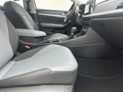 Volkswagen Lavida Facelift 1.5L Automatic Five Million Edition - ფოტო 10