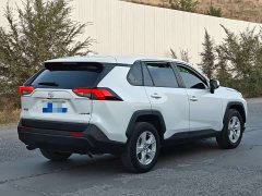 Toyota RAV4 2.0L CVT FWD Urban Edition - ფოტო 4