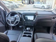 Suzuki Carry 2.5T2WDFlagship Edition - фото 12