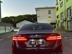 BMW 5 Series 530Li Premier M Sport Package - ფოტო 8