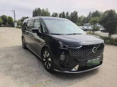 Volvo EM90 2025 Ultra Six-Seater - ფოტო 2
