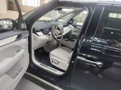 Volvo EM90 2025 Ultra Six-Seater - ფოტო 3