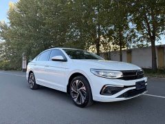 Volkswagen Bora 200TSI DSG Smart Travel PRO - ფოტო 3