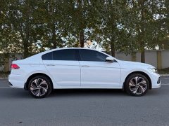 Volkswagen Bora 200TSI DSG Smart Travel PRO - ფოტო 4