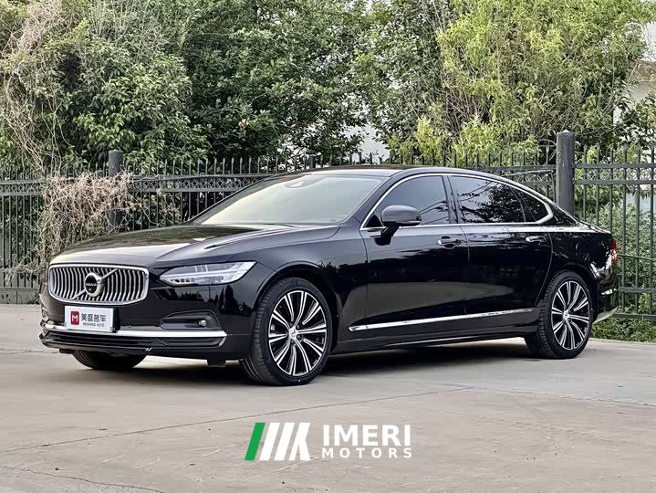Volvo S90 B5 Intelligent Elegance Luxury Edition
