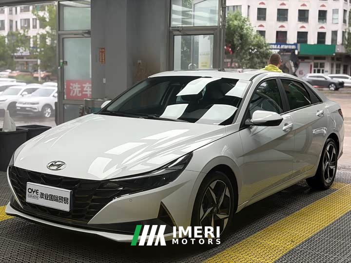 Hyundai Elantra 2021 1.5L CVT Luxury - ავტომობილი ჩინეთიდან