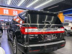 Lincoln Navigator 2020 3.5T Prestige Edition - ფოტო 4