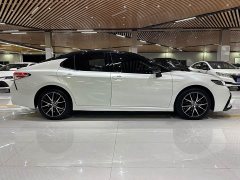 Toyota Camry 2.5S Sharp Edition - ფოტო 16
