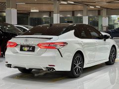 Toyota Camry 2.5S Sharp Edition - ფოტო 19