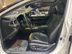Toyota Camry 2.5S Sharp Edition - ფოტო 4
