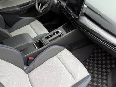 Volkswagen Golf 300TSI R-Line - ფოტო 4