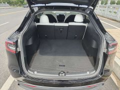 Tesla Model Y Rear-Wheel Drive - ფოტო 13