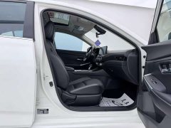 Nissan Sylphy 2023 1.6L CVT Comfort Edition - ფოტო 10
