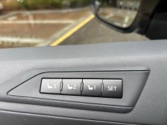 Toyota Alphard 2021 Hybrid 2.5L Luxury - ფოტო 11