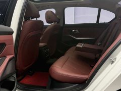 BMW 3 Series 320Li M Sport Package - ფოტო 18