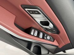 BMW 3 Series 320Li M Sport Package - ფოტო 8