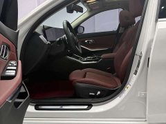 BMW 3 Series 320Li M Sport Package - ფოტო 9