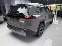 Toyota RAV4 2.0L AWD Luxury - ფოტო 4