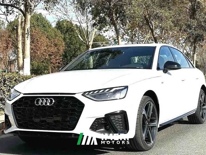 Audi A4L 40 TFSI Luxury Dynamic - ავტომობილი ჩინეთიდან