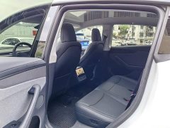 Tesla Model Y Rear-Wheel Drive - ფოტო 5