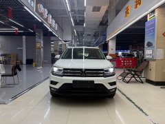 Volkswagen Touareg 2022 280TSI FWD Luxury Edition - ფოტო 2