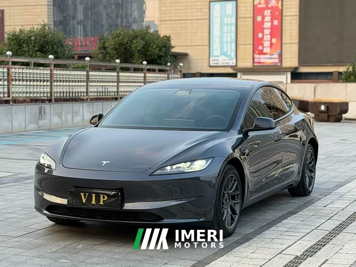 Tesla Model 3 Rear-Wheel Drive