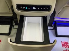 Denza BYD Denza D9 DM-i 980 Four-Wheel Drive Premium - ფოტო 12