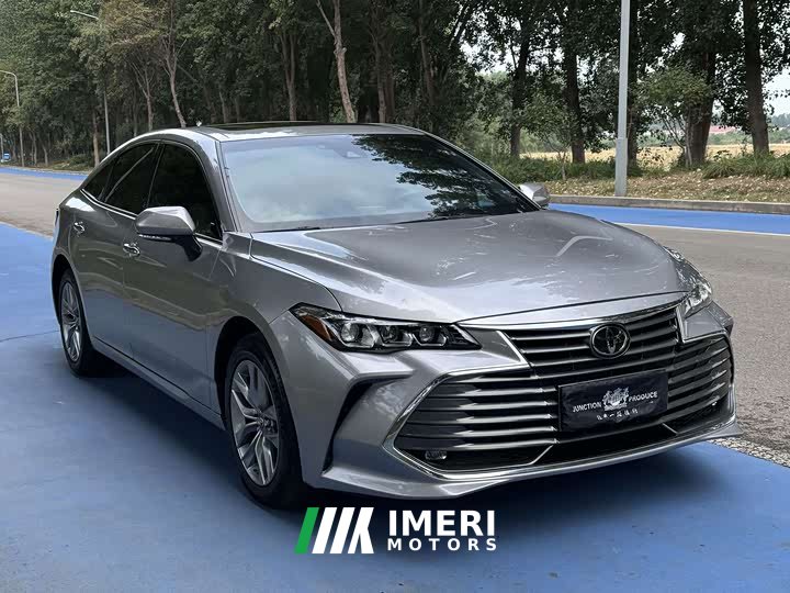 Toyota Avalon 2.5L Luxury - ავტომობილი ჩინეთიდან
