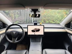 Tesla Model Y Rear-Wheel Drive - ფოტო 5