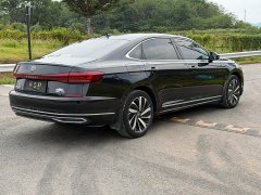 Volkswagen Passat Outstanding Edition 380TSI Starry Sky Dragon Ascendant Version - ფოტო 3