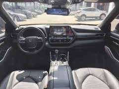 Toyota Crown Venza 2.0T AWD Dynamic Edition - ფოტო 5