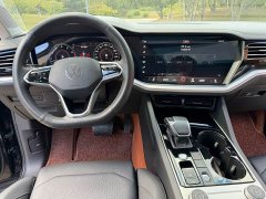 Volkswagen Touareg 3.0TSI Ruixiang Classic Sport Package - ფოტო 19
