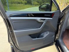 Volkswagen Touareg 3.0TSI Ruixiang Classic Sport Package - ფოტო 6