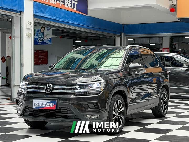 Volkswagen Touareg 2022 280TSI FWD Luxury Edition - ავტომობილი ჩინეთიდან