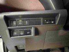 Toyota Sienna 2.5L Hybrid Comfort Edition - ფოტო 11