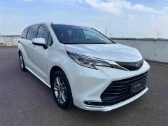 Toyota Sienna 2.5L Hybrid Comfort Edition - ფოტო 3