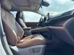 Toyota Sienna 2.5L Hybrid Comfort Edition - ფოტო 9