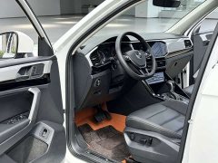 Volkswagen Taos 280TSI FWD Luxury Smart Connected Edition - ფოტო 13