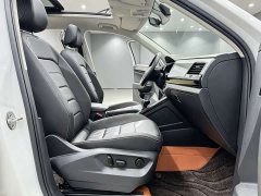 Volkswagen Taos 280TSI FWD Luxury Smart Connected Edition - ფოტო 7