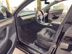 Tesla Model Y Rear-Wheel Drive - ფოტო 7