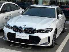 BMW 3 Series 325Li M Sport Package - ფოტო 1