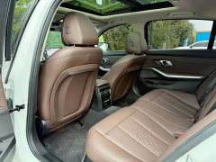 BMW 3 Series 325Li M Sport Package - ფოტო 8
