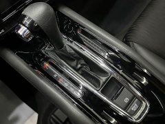 Honda Vezel 1.5L CVT Phantom Night Pioneer Edition - ფოტო 16