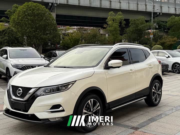 Nissan Qashqai 2.0L CVT XV Premium Luxury