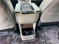 Toyota Sienna 2027 2.5L Hybrid AWD Comfort - ფოტო 12